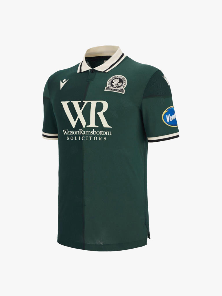 Les 11 plus beaux maillots de foot de la saison 20252026 — free download