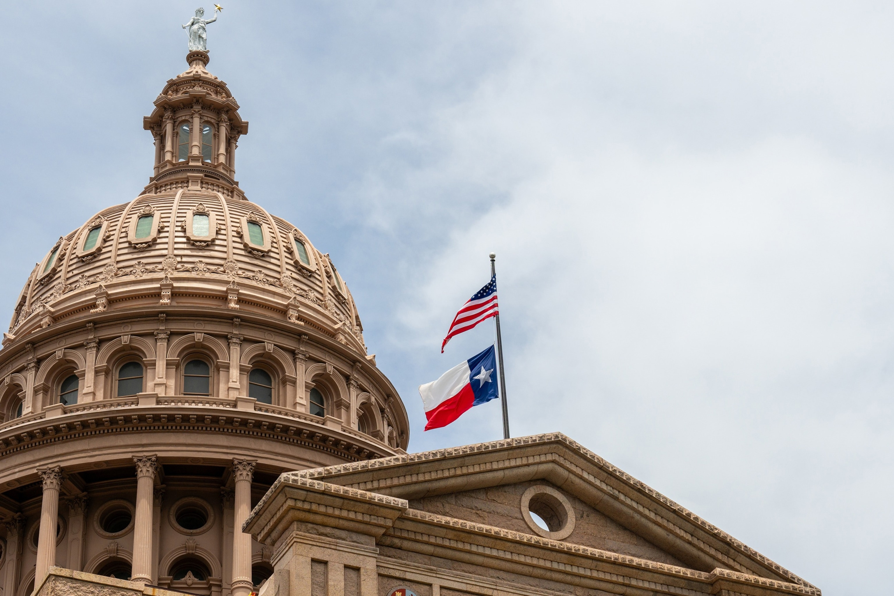 Texas Dems to return after Abbott ends special session that included Texas Dems to return after Abbott ends special session that included