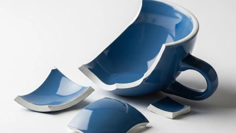 Cómo reciclar una taza rota y transformarla en un tesoro para la casa