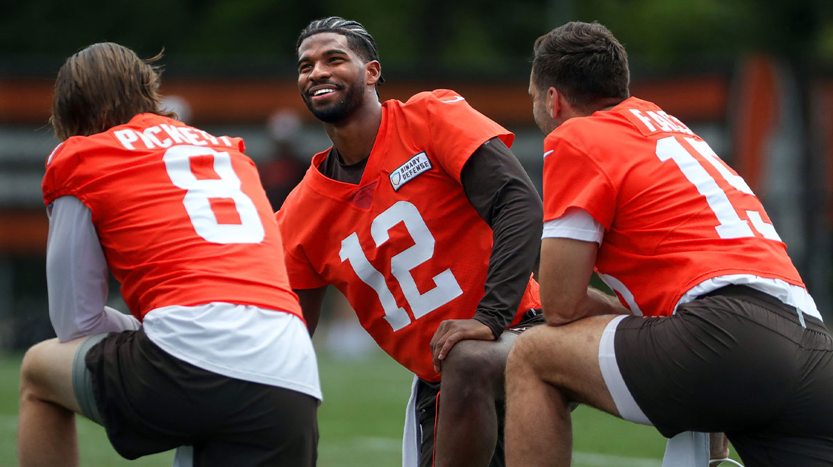 Browns reveal 1st depth chart amid QB battle