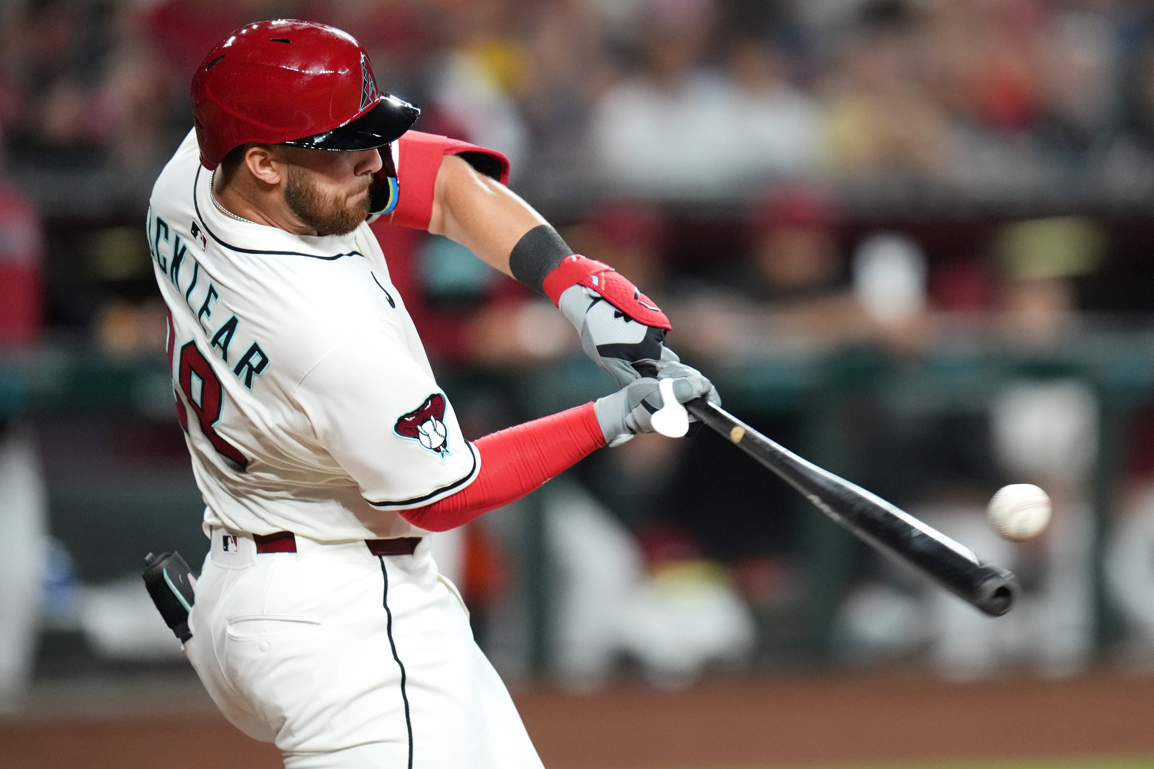 Arizona Diamondbacks to promote first baseman Tyler Locklear