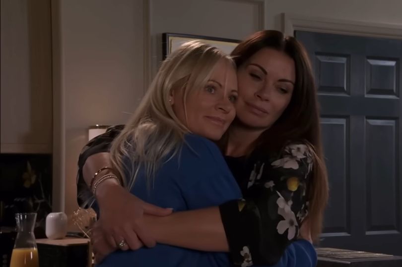 Lisa Swain and Caral Connor in Coronation Street