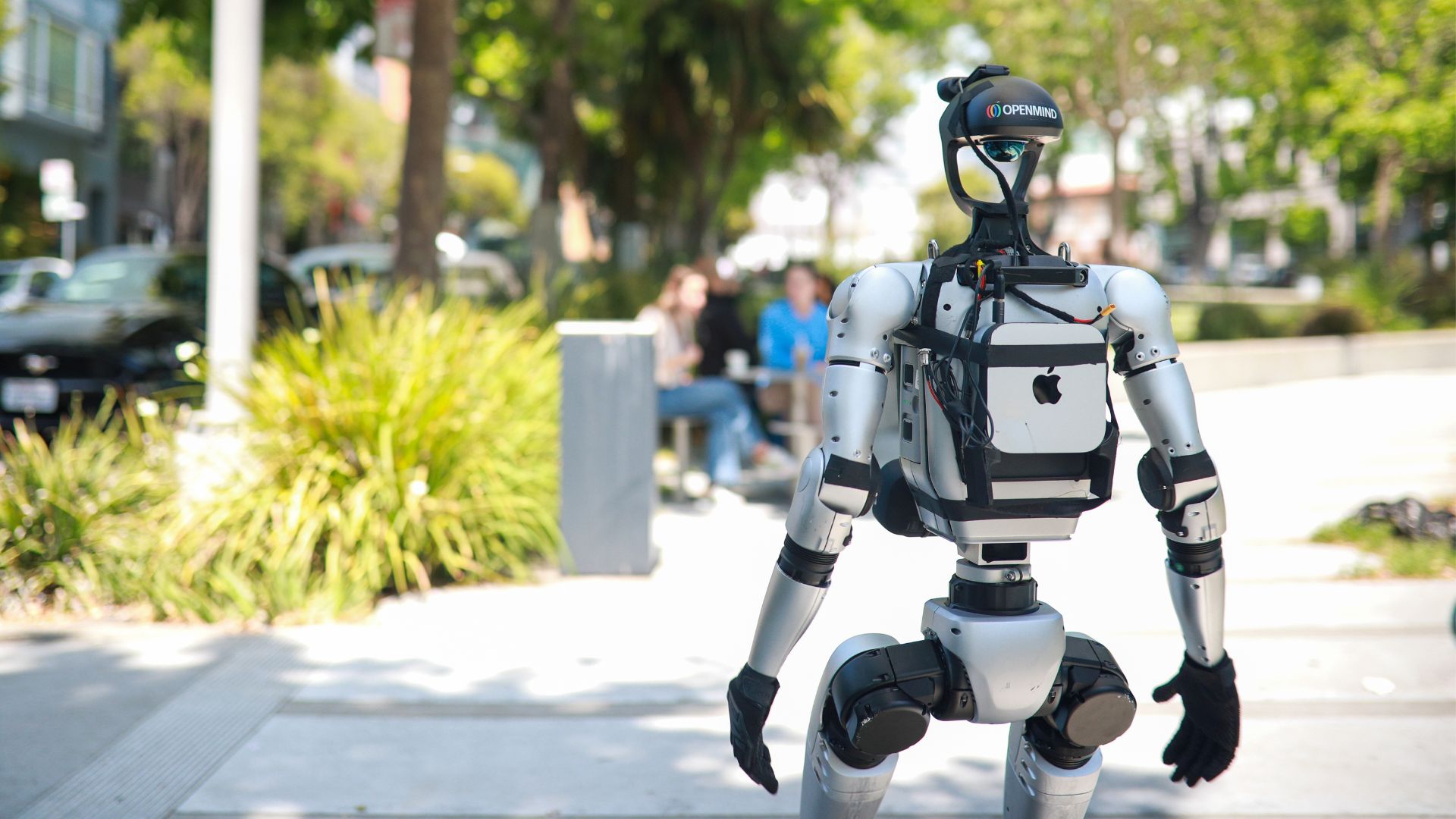 Connecting the bots: US firm builds tool to help humanoid robots ...