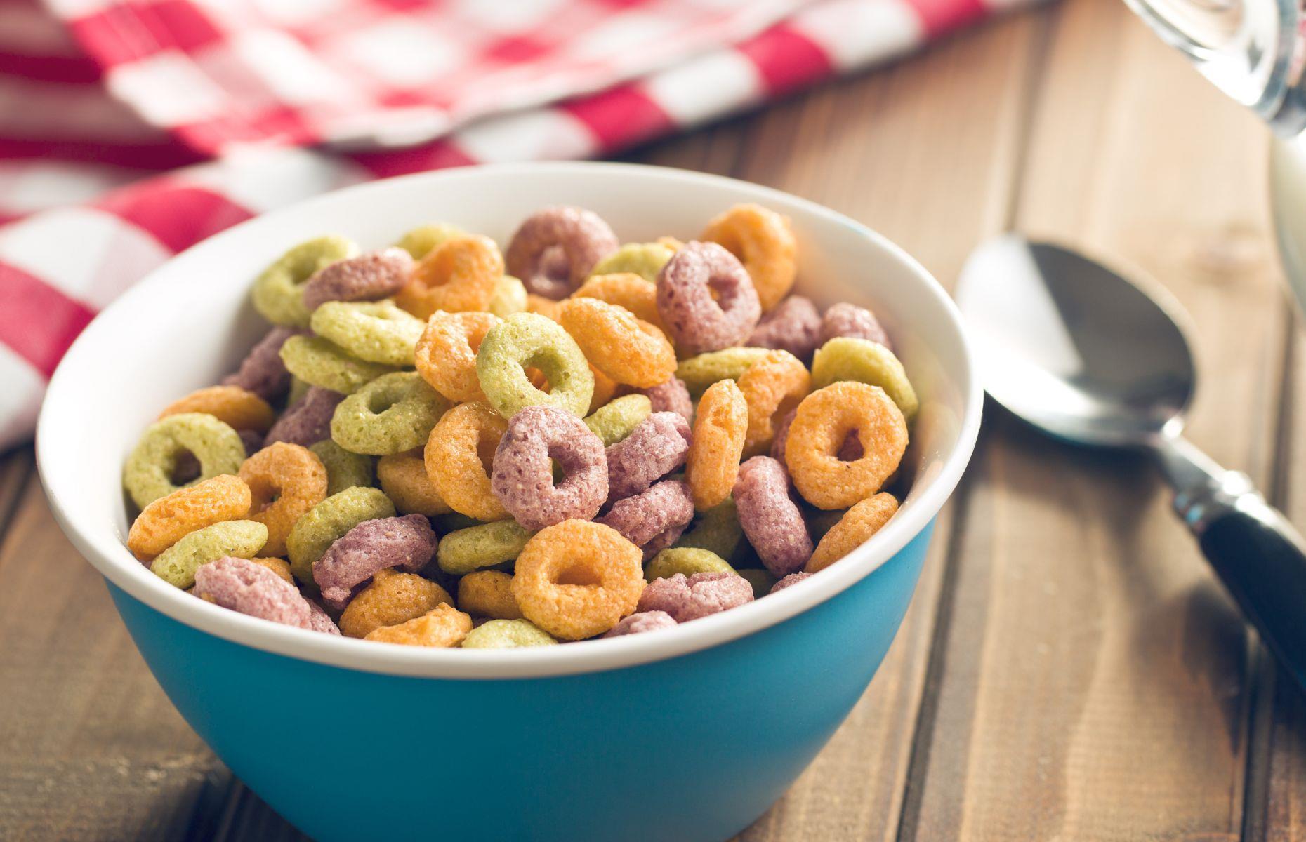 AVOID these 19 foods if you want a healthy gut