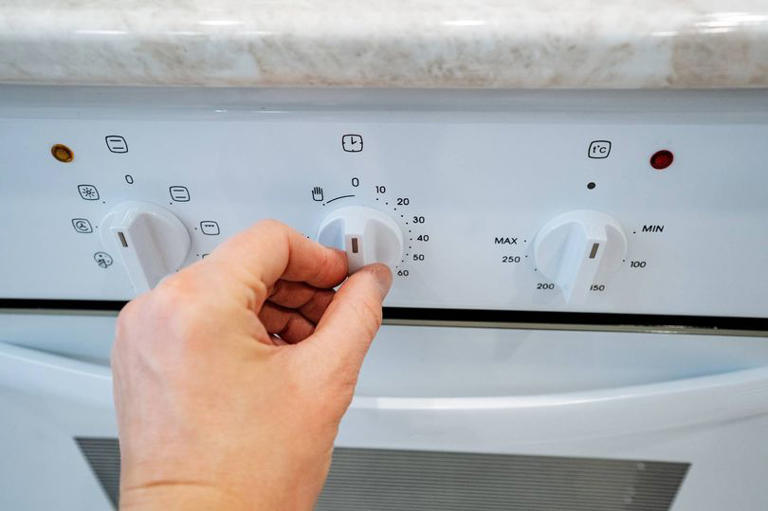How to Clean Stove Knobs And Controls: Easy Steps for Sparkling Results