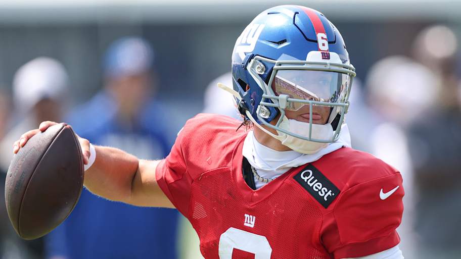 Jaxson Dart takes a surprising spot on Giants’ unofficial depth chart