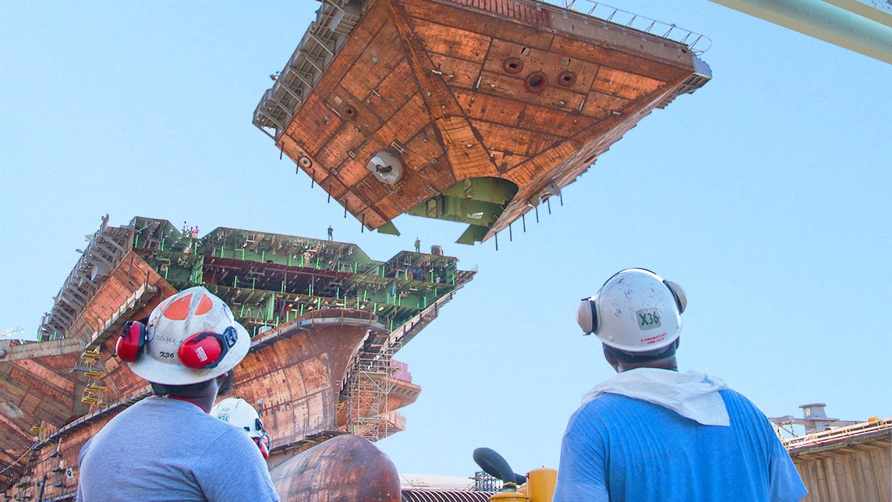 Repairing a $13 billion US aircraft carrier - documentary