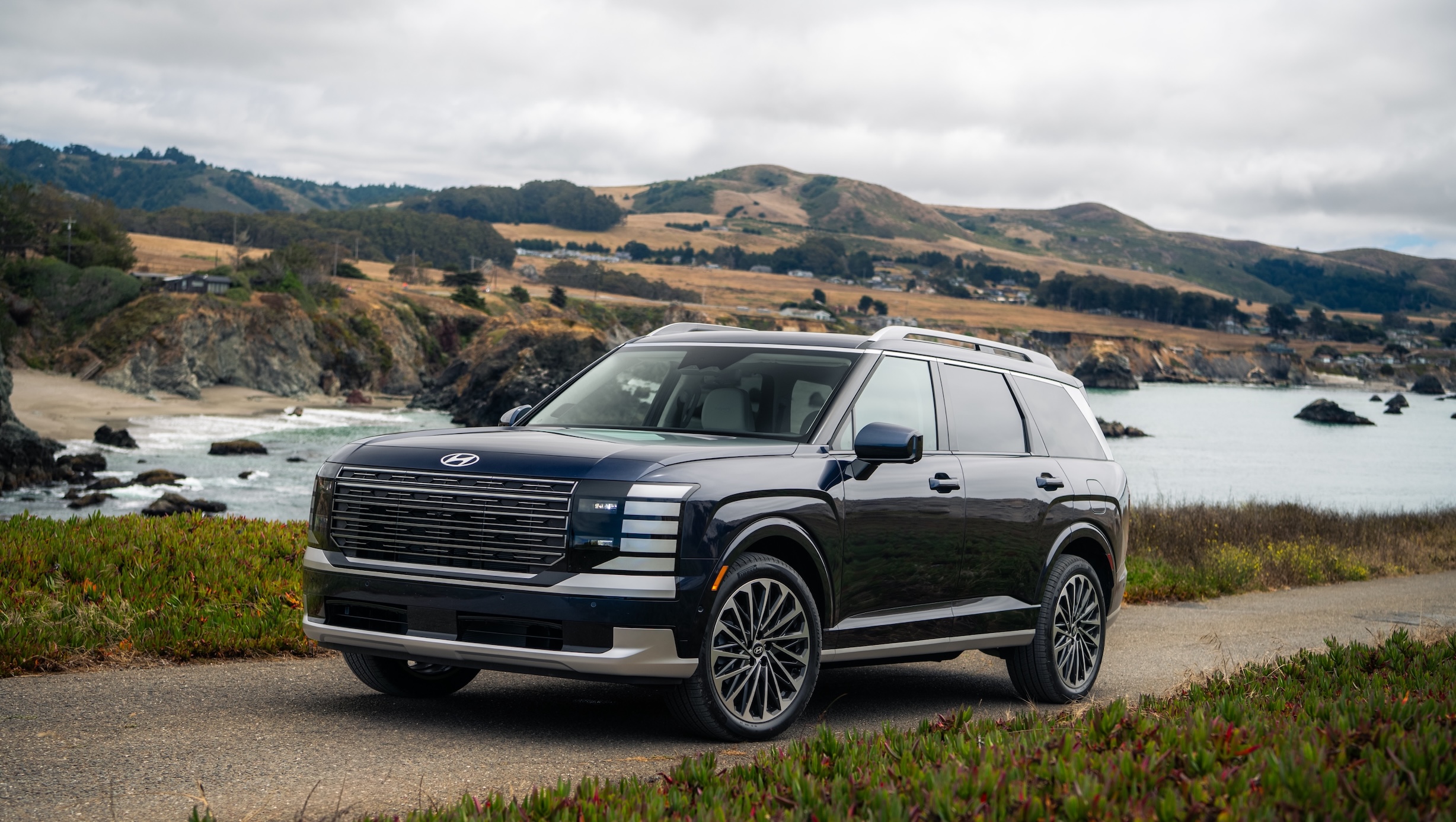 Photo Gallery: 2026 Hyundai Palisade Three-Row SUV