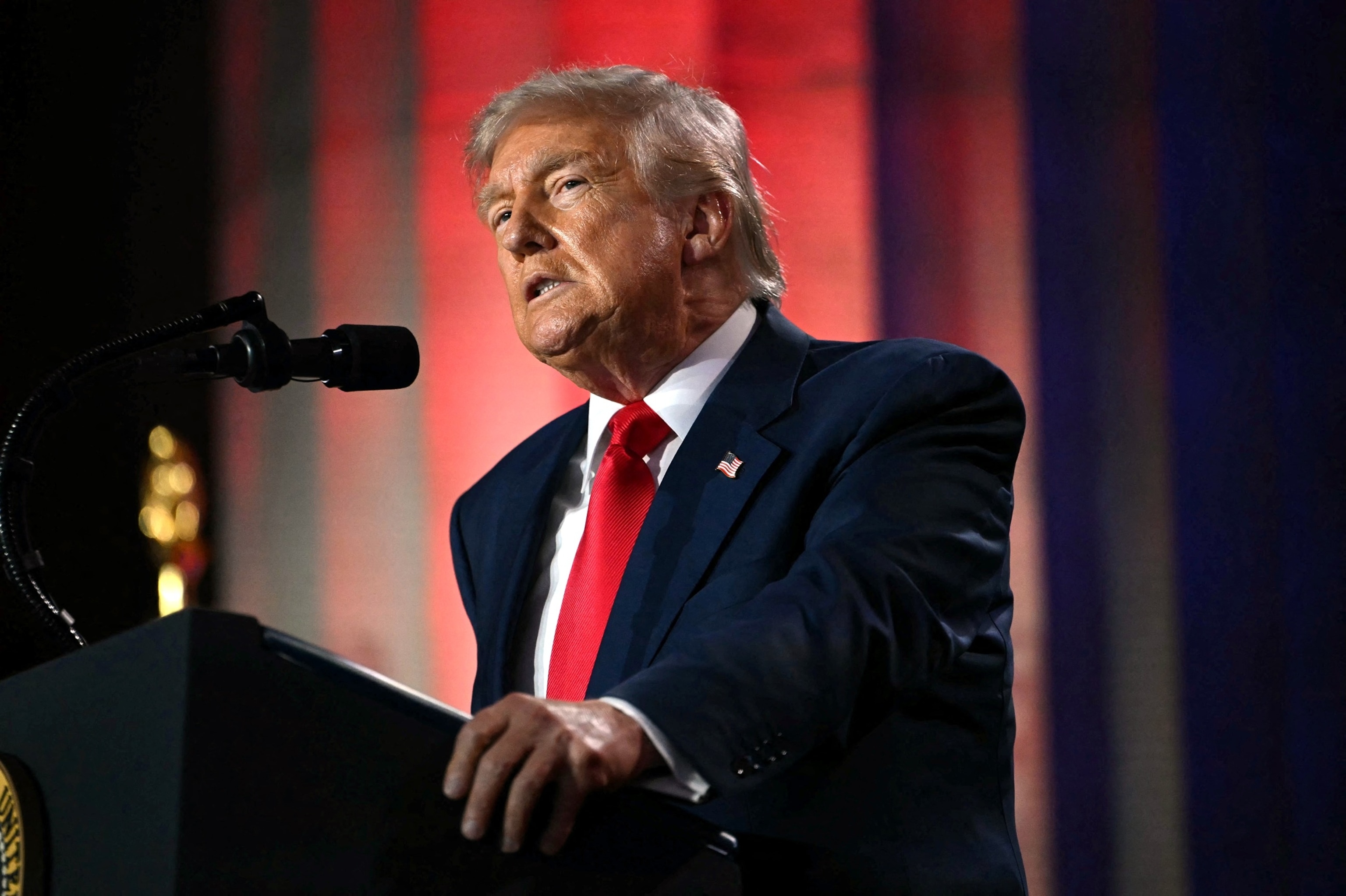 Trump admin live updates: Court rules against Trump's birthright ...