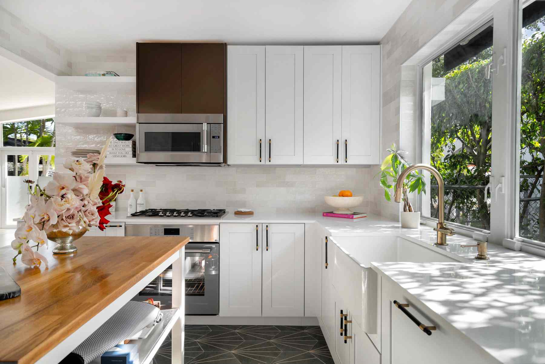 6 kitchen cabinet upgrades that make your space look more custom and expensive, according to a designer