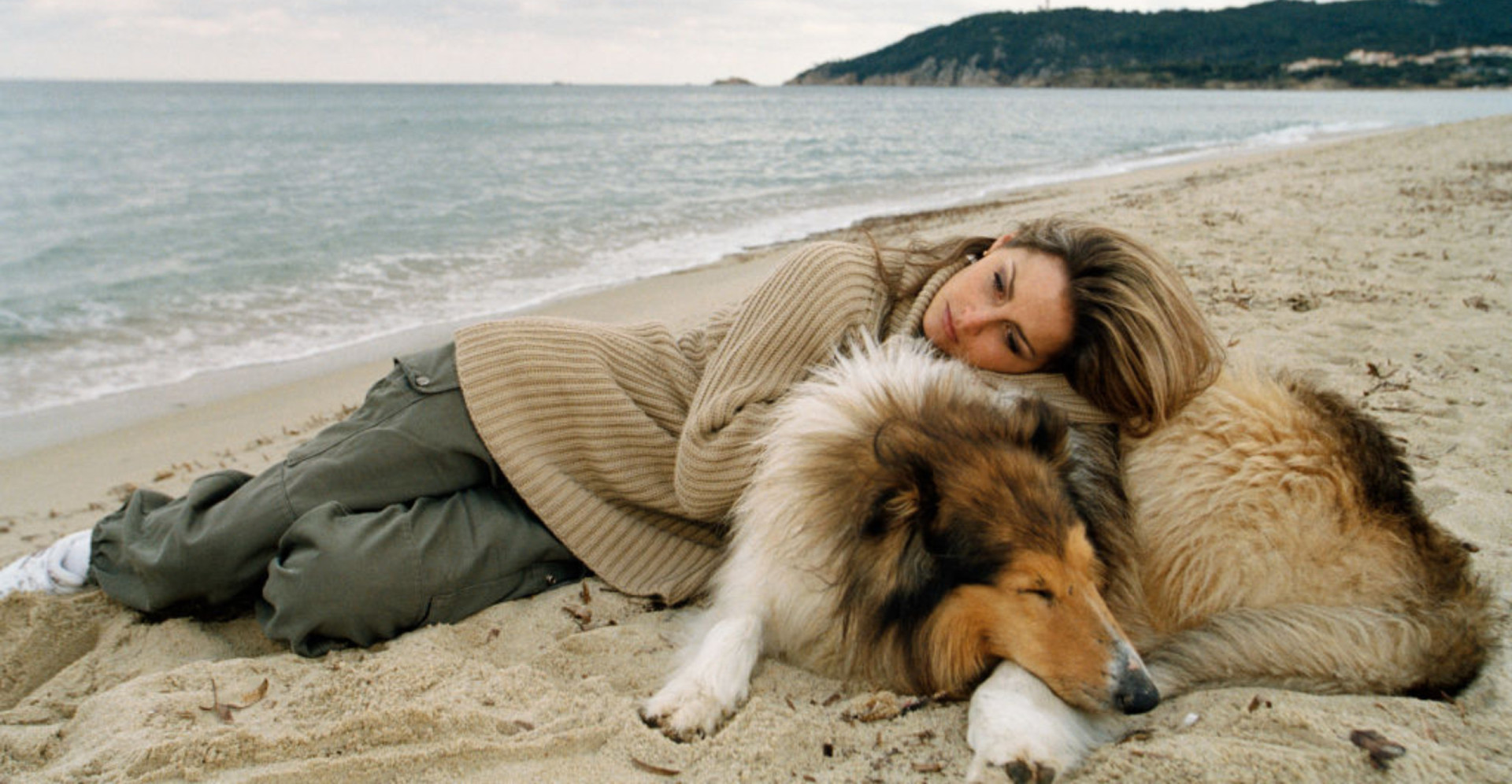 why-women-sleep-better-with-dogs-than-a-partner