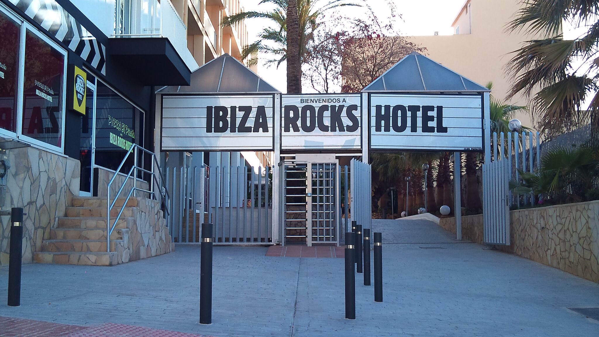 Two Tourists Fall to Their Deaths at Hotel—Just Days Apart