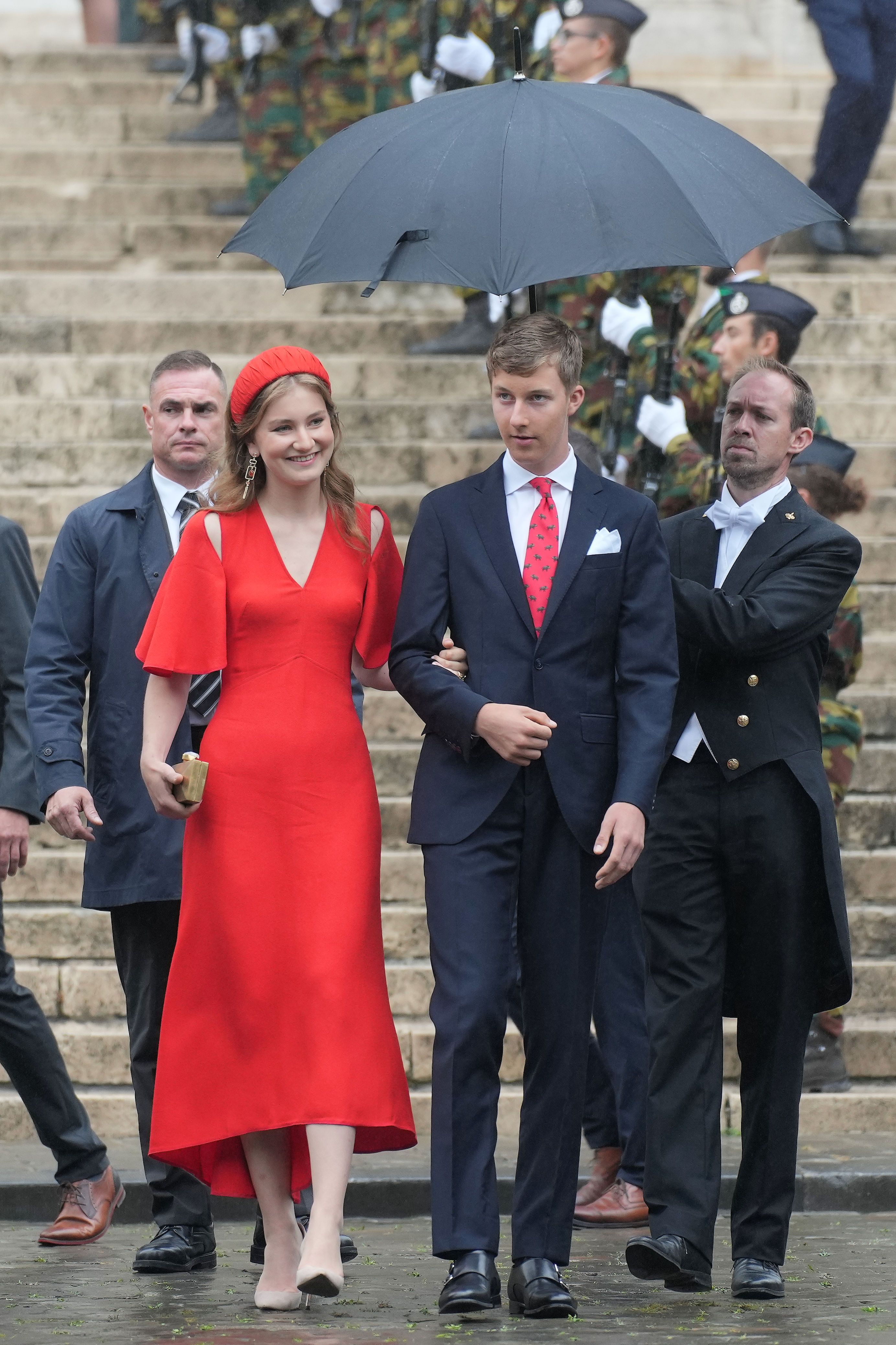 La princesse Elisabeth de Belgique en robe Victoria Beckham, à Bruxelles, le 21 juillet 2022.