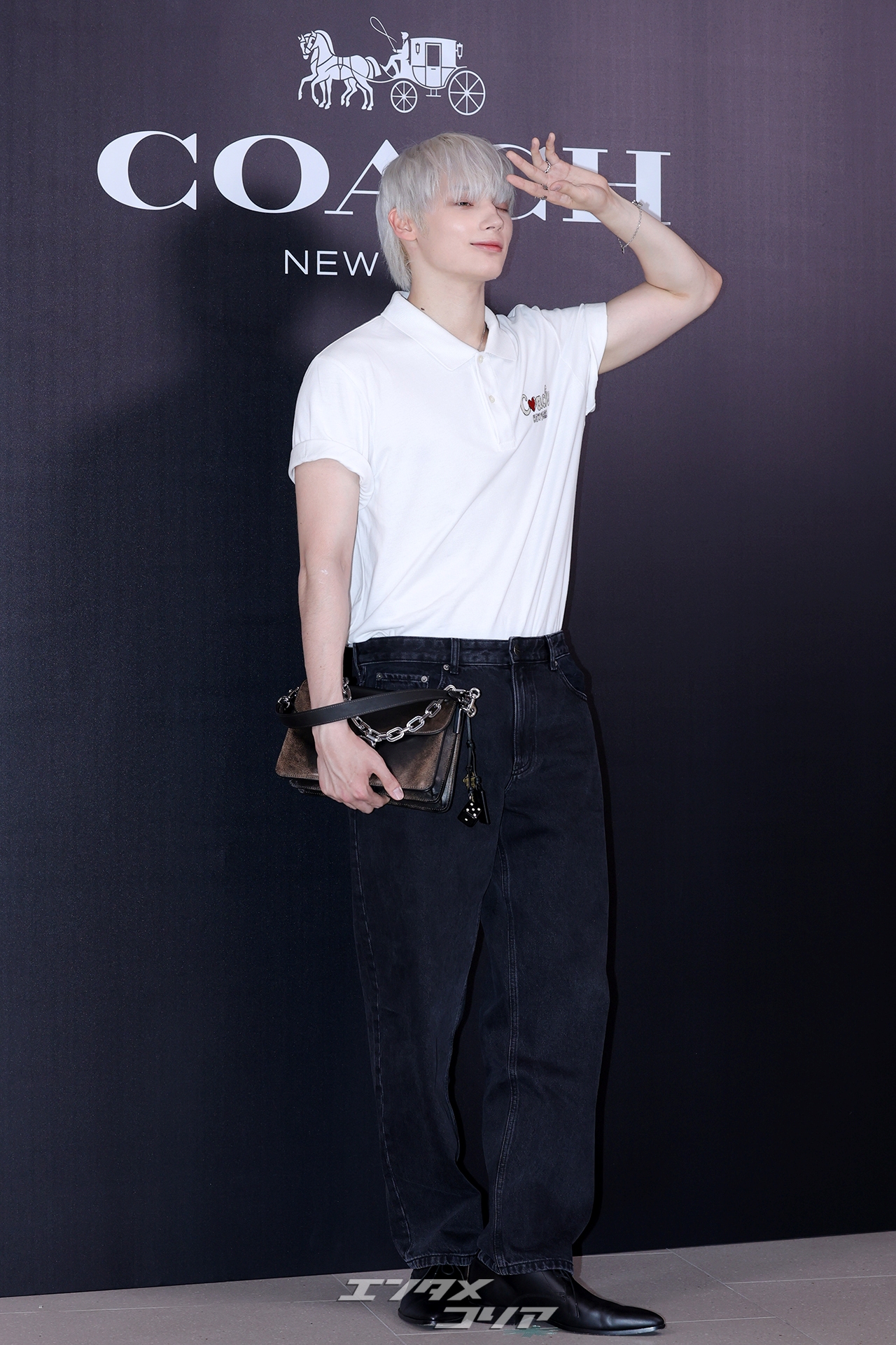 フォト】TOMORROW X TOGETHER ヒュニンカイ「銀髪のプリンセス」オーラ