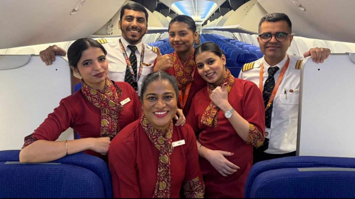 Thai Woman Gives Birth At 35,000 Feet, Assisted By Air India Crew And Nurse(01)