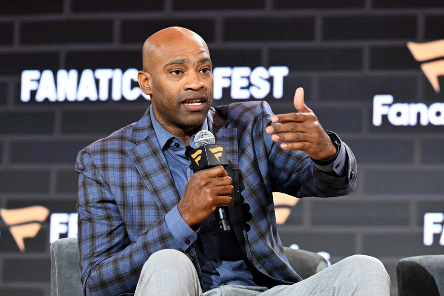 Inside Vince Carter's new TV job for NBA on NBC: 'It's a cool role'