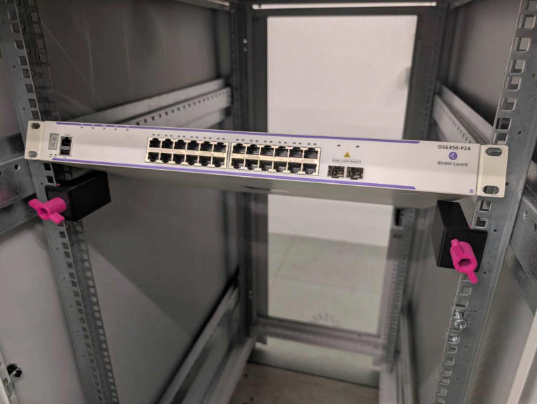 3D-printed server rack mounts cost me $2 in filament and replaced $40 ...