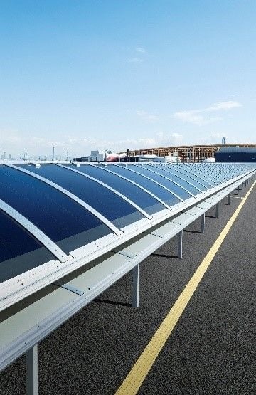 Cette technologie de panneaux solaires flexibles et transparents pourrait tout révolutionner