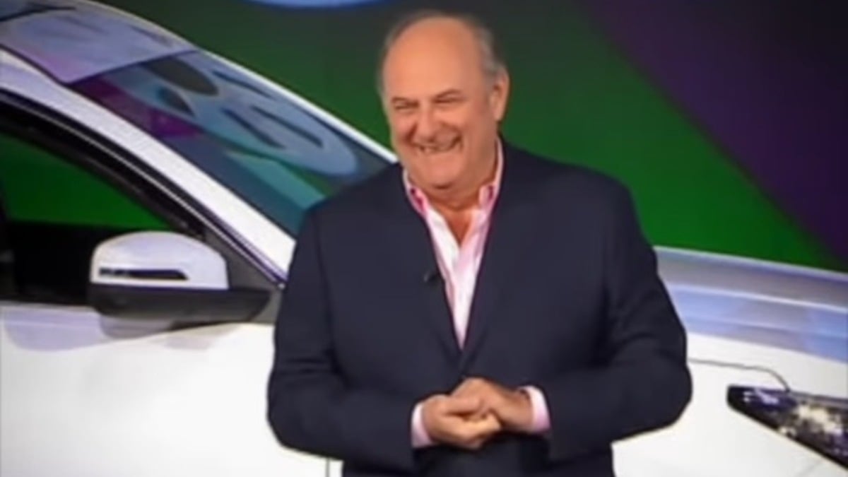 Gerry Scotti si fa in tre: torna il Milionario, ma La ruota della fortuna…