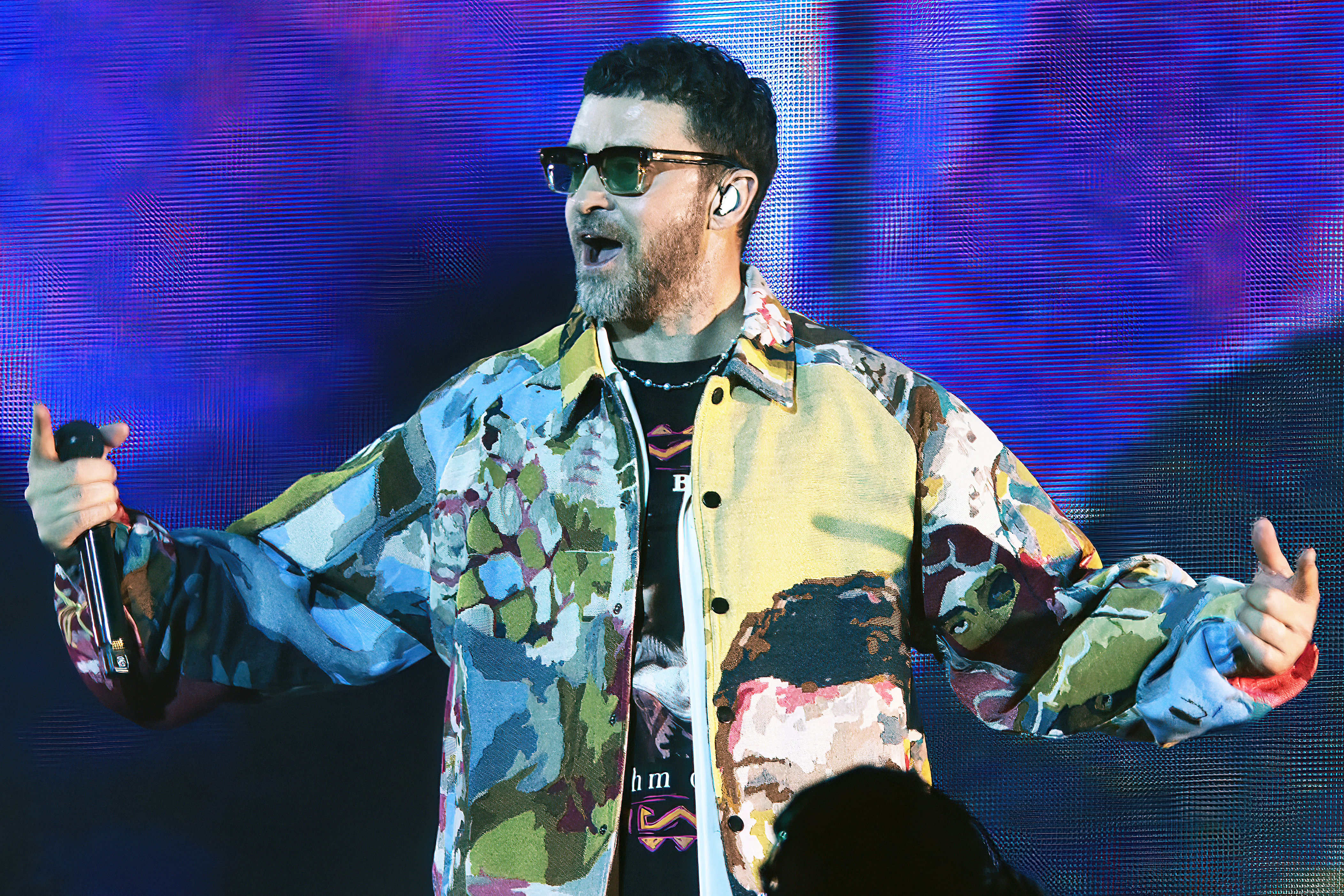 From Justin Timberlake's lackluster performance to Coldplay's 'kiss cam(00)