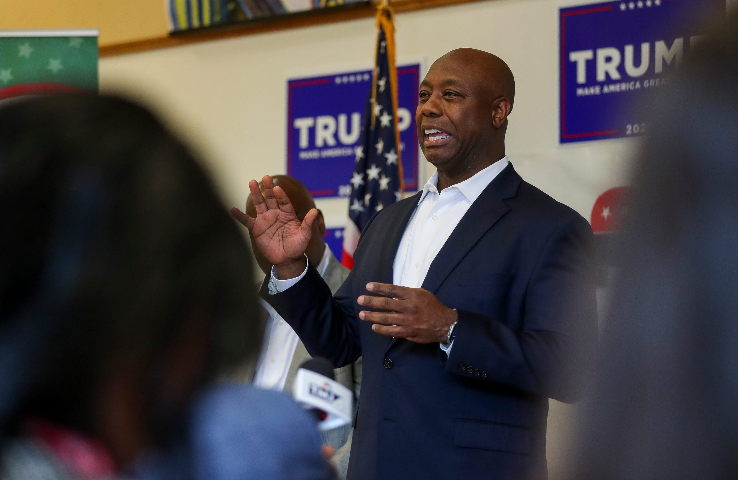 US Senator Tim Scott accepting internship applications