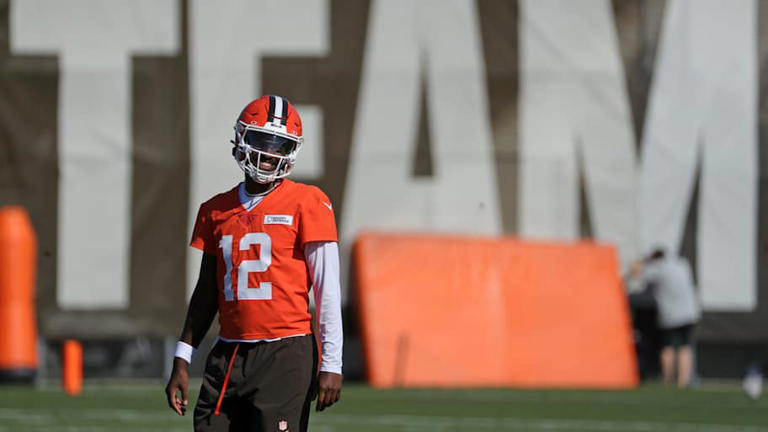 Shedeur Sanders Supports Cleveland Browns Teammate At Training Camp Amid  Scrutiny