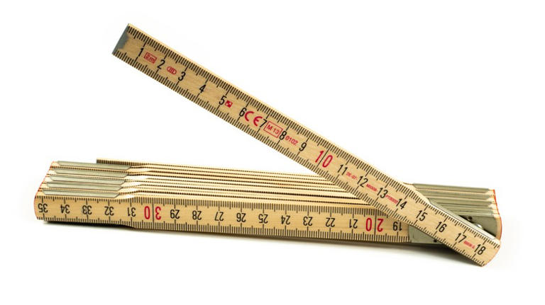 Tips for Measuring With a Folding Ruler: Precision Hacks