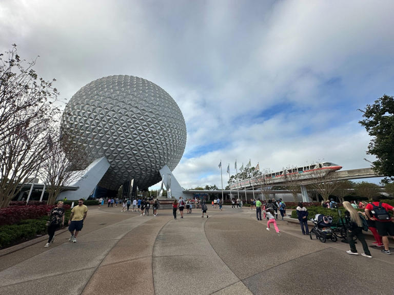 Walt Disney World and Universal Orlando Under New Heat Advisory, Feels ...