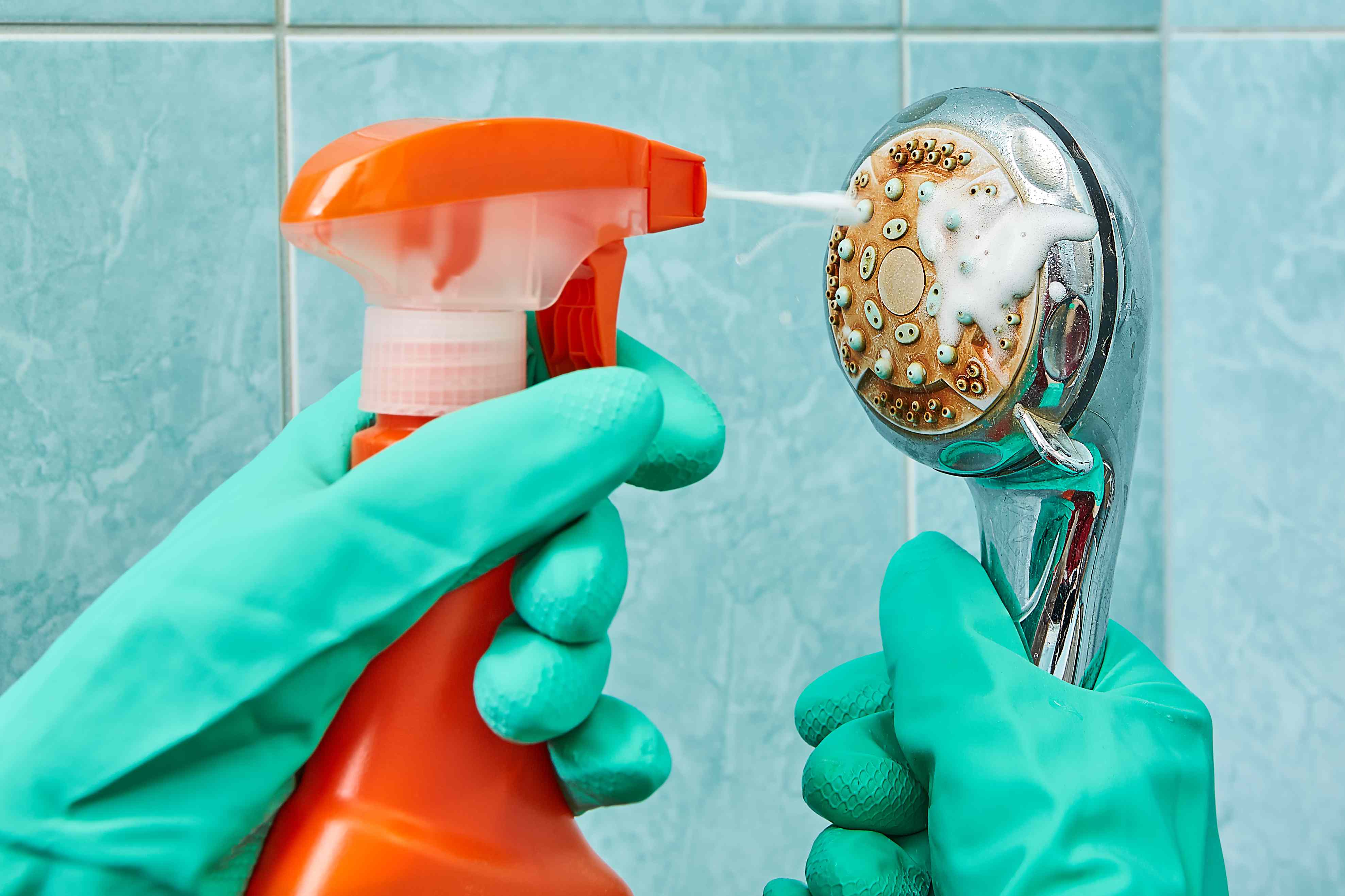 How to remove rust from showerheads and bathroom fixtures