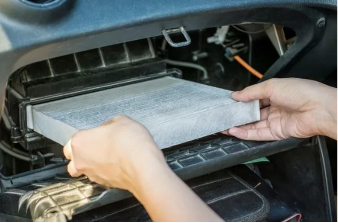 5 Alasan AC Mobil Tiba-Tiba Tidak Dingin