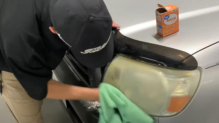 How to Clean Headlights on a Car: Easy Steps for Crystal Clear Lights