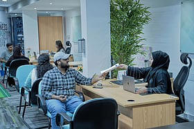 UAE: How to change visit visa to residency permit after receiving job ...