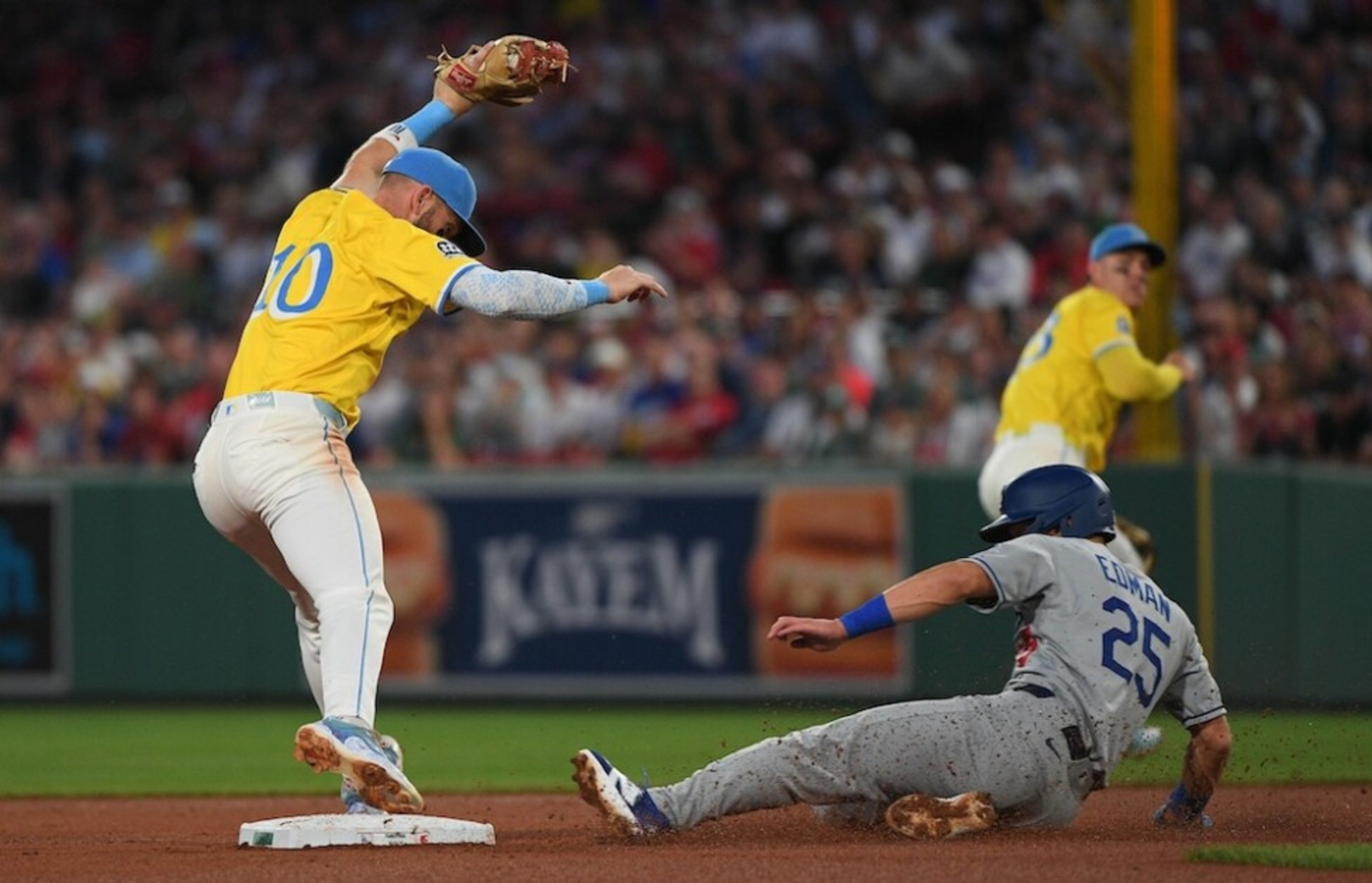 Recap: Clayton Kershaw Not Sharp Dodgers Run Into Outs In Loss To Red Sox Recap: Clayton Kershaw Not Sharp Dodgers Run Into Outs In Loss To Red Sox