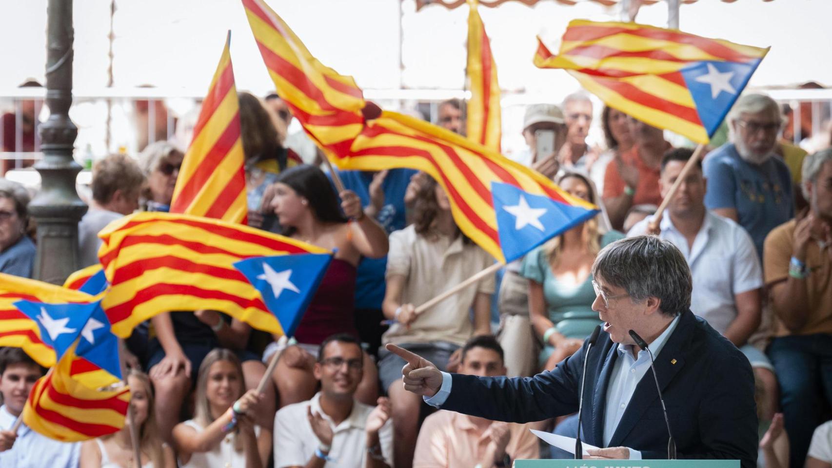 Las trampas del currículum de Puigdemont: ni "licenciado en Periodismo ...