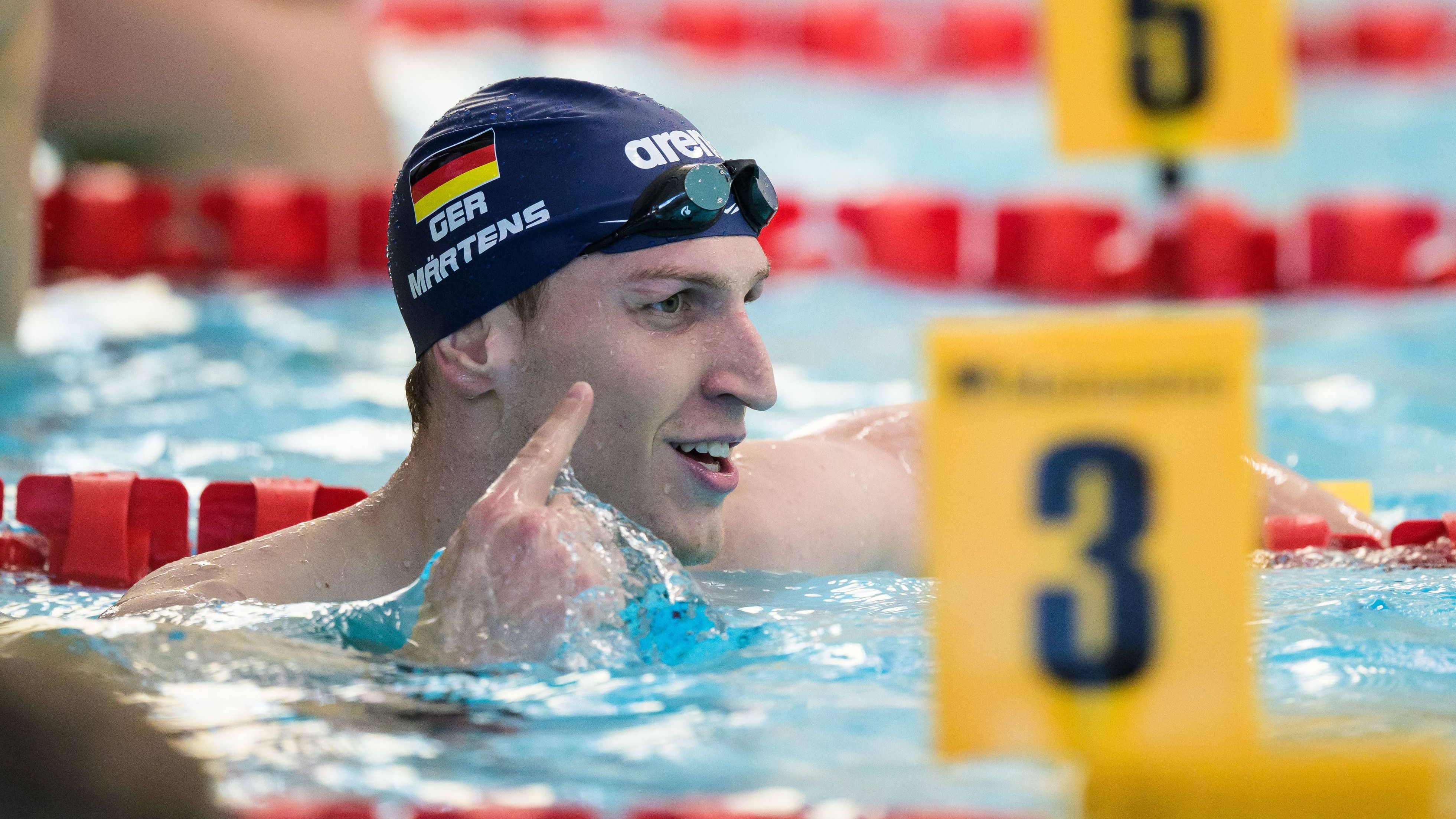 Märtens schwimmt zu WM-Gold über 400 Meter Freistil
