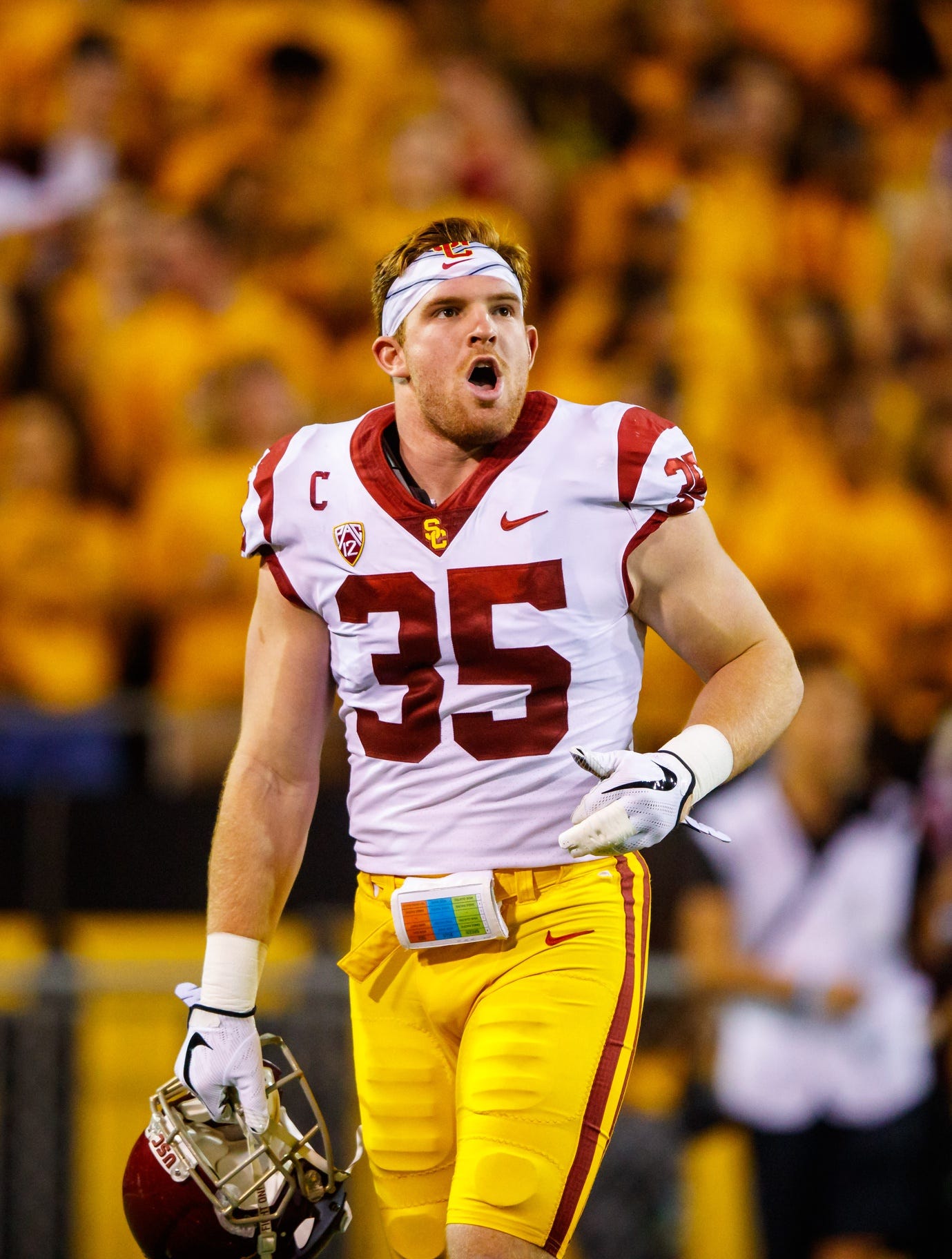 USC football countdown to kickoff—Cameron Smith in focus