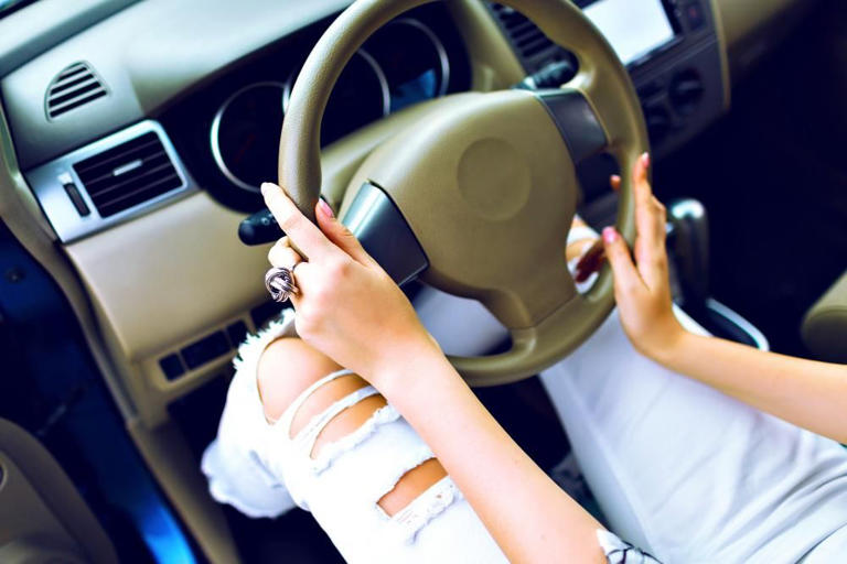 6 Tips Memindahkan Gigi di Mobil Manual, Biar Perjalanan Lebih Halus