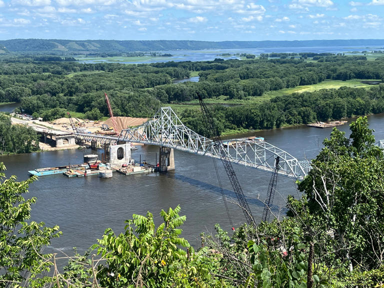 Lansing bridge to be destroyed, people left without way to cross river for 2 years
