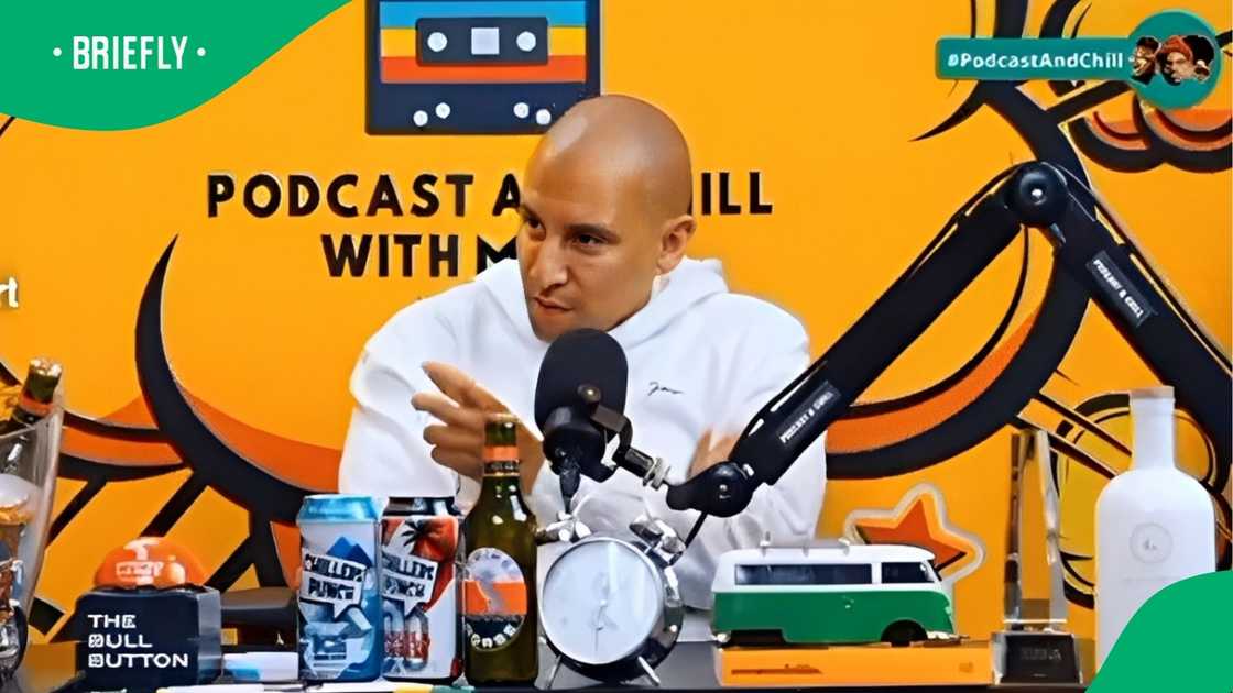 DJ Warras expresses disappointment over Johannesburg's state in photo:  "It's being destroyed"