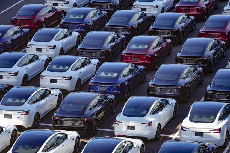 Samsung fabricará chips de IA para Tesla en acuerdo por US$16.500M