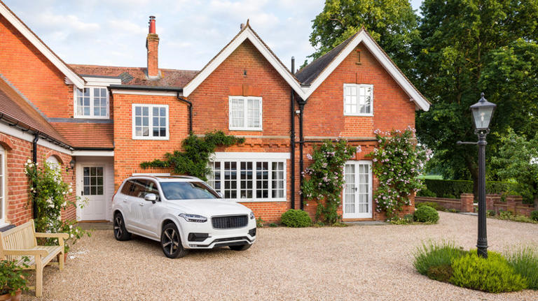 How To Choose The Best Base Material For Your Gravel Driveway