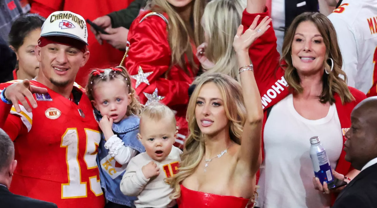 Patrick Mahomes’s wife Brittany, reacts to grandma Randi’s photo album featuring grandkids