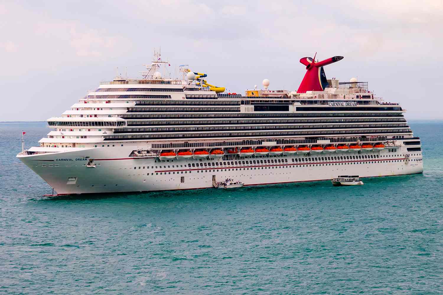 FBI Investigating Death on Carnival Cruise Ship with Multiple Agencies(00)
