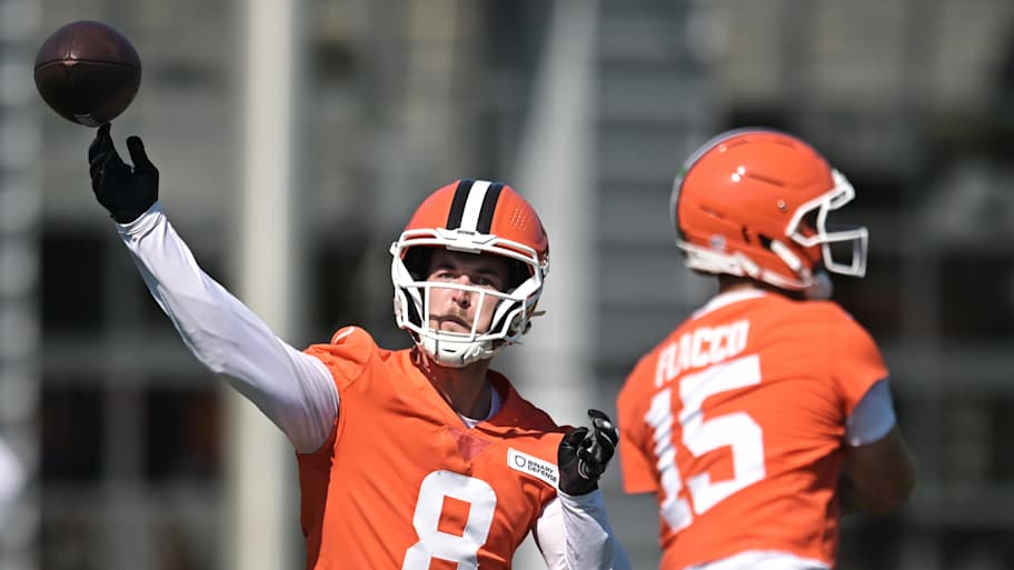 Browns Coach Kevin Stefanski Gives Perplexing Update on QB Situation