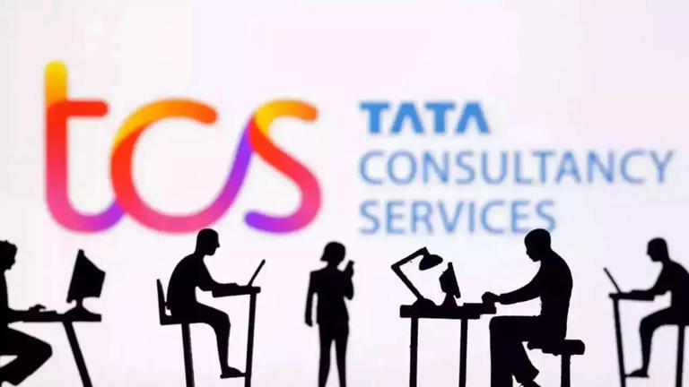 TCS to freeze senior hiring, pause annual salary hikes