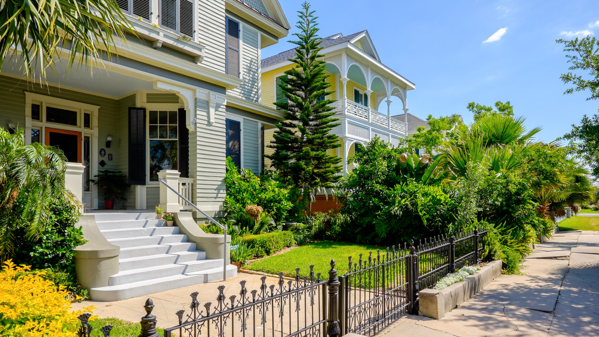 4-states-where-home-prices-are-expected-to-crash-in-the-next-12-months