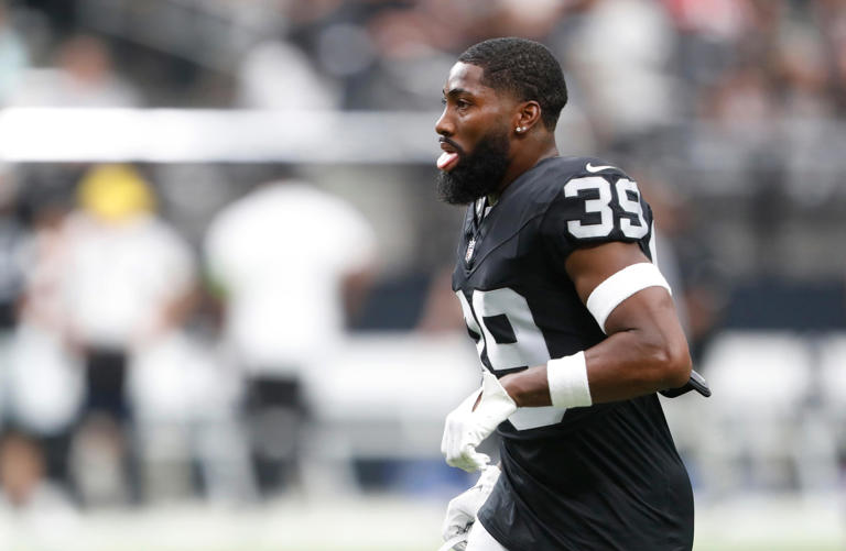 LAS VEGAS, NEVADA - AUGUST 13: Cornerback Nate Hobbs #39 of the Las Vegas Raiders warms up before a preseason game against the San Francisco 49ers at Allegiant Stadium on August 13, 2023 in Las Vegas, Nevada. (Photo by Steve Marcus/Getty Images)