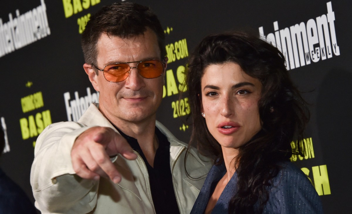 Nathan Fillion Spotted Packing on the PDA With Girlfriend at Disneyland