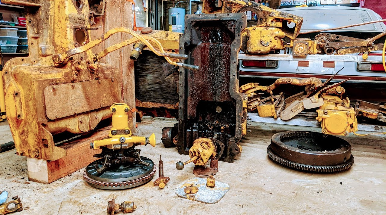 Repairing the Clutch on a Caterpillar D4-7U | Restoration Progress