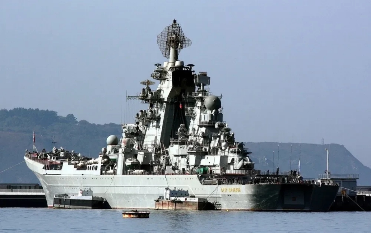 アドミラル ウシャコフ.ロシア海軍ミサイル巡洋艦(世界最大の水上戦闘